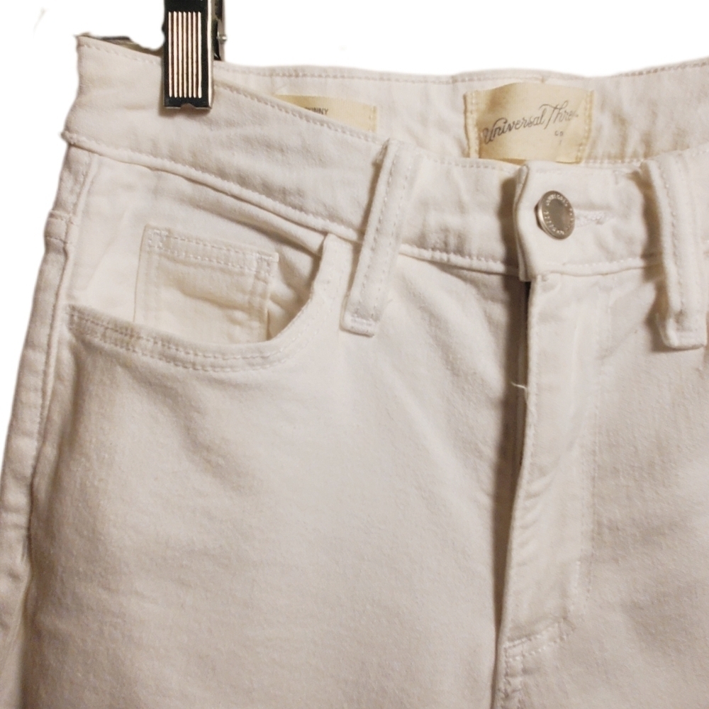UNIVERSAL THREADS High Rise Skinny Destressed White Denim Jeans Size 24R NWOT - Picture 3 of 9